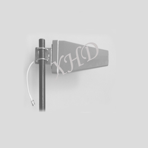 ������������ Ƶ�ʣ�2400-2500MHz ���棺13dBi  